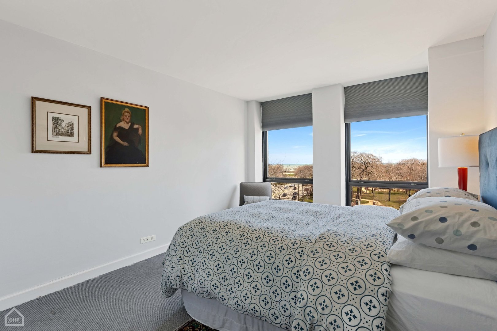 1660 N La Salle Drive Unit: 609