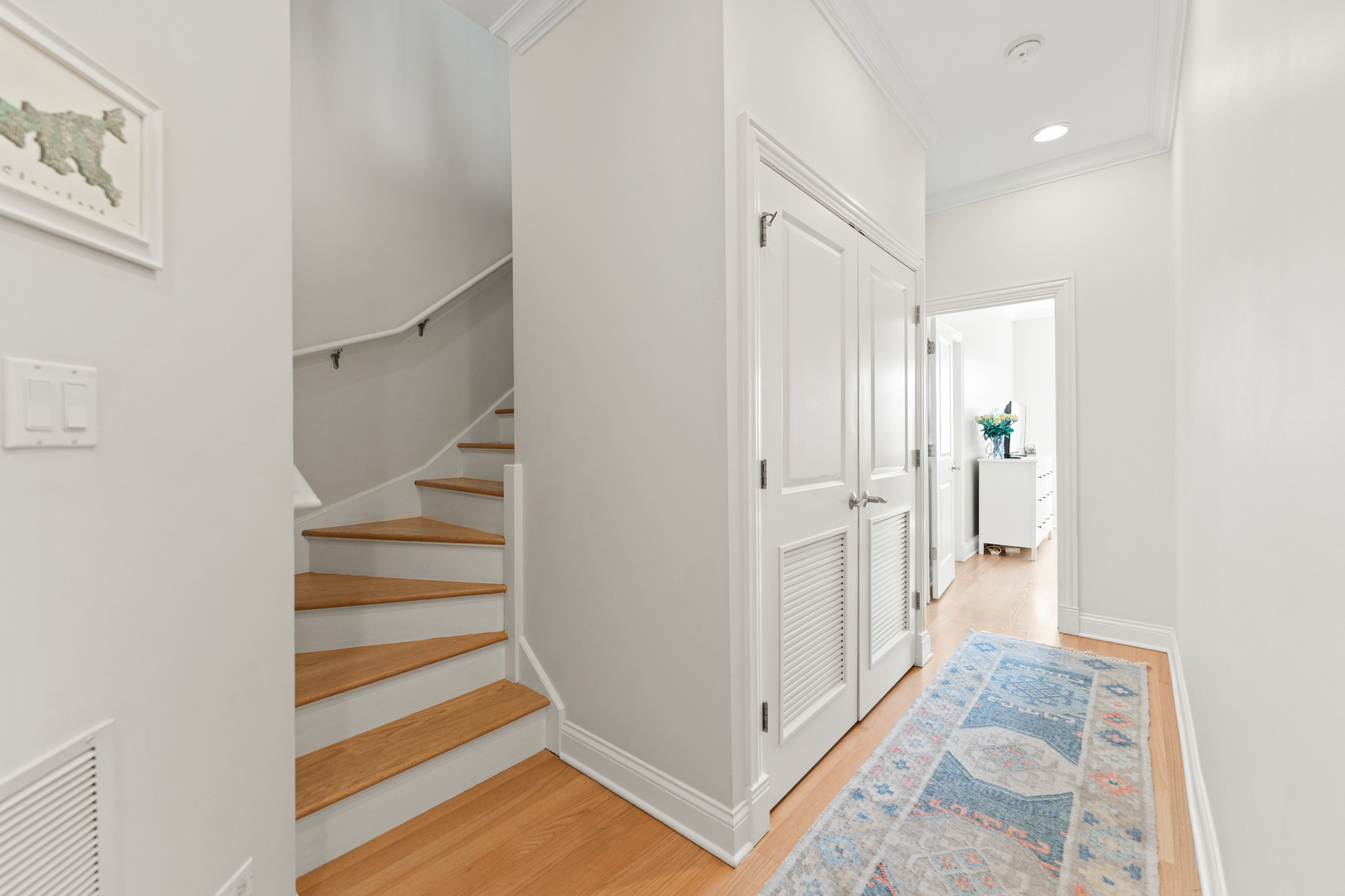 2060 N Stave Street Unit: 7