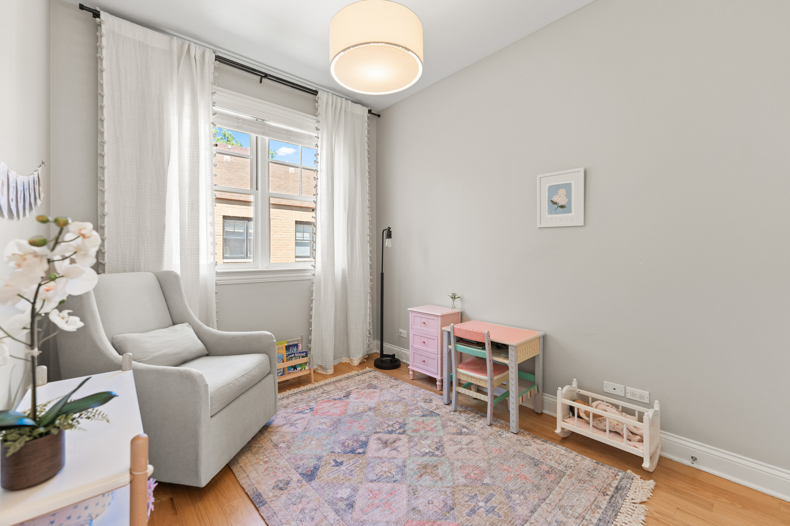 2060 N Stave Street Unit: 7