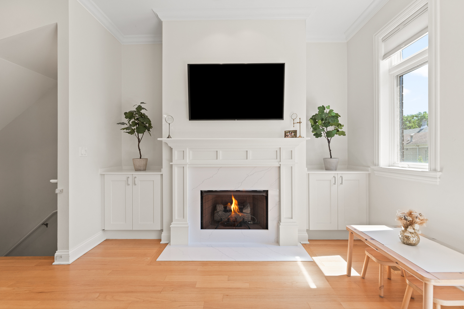2060 N Stave Street Unit: 7