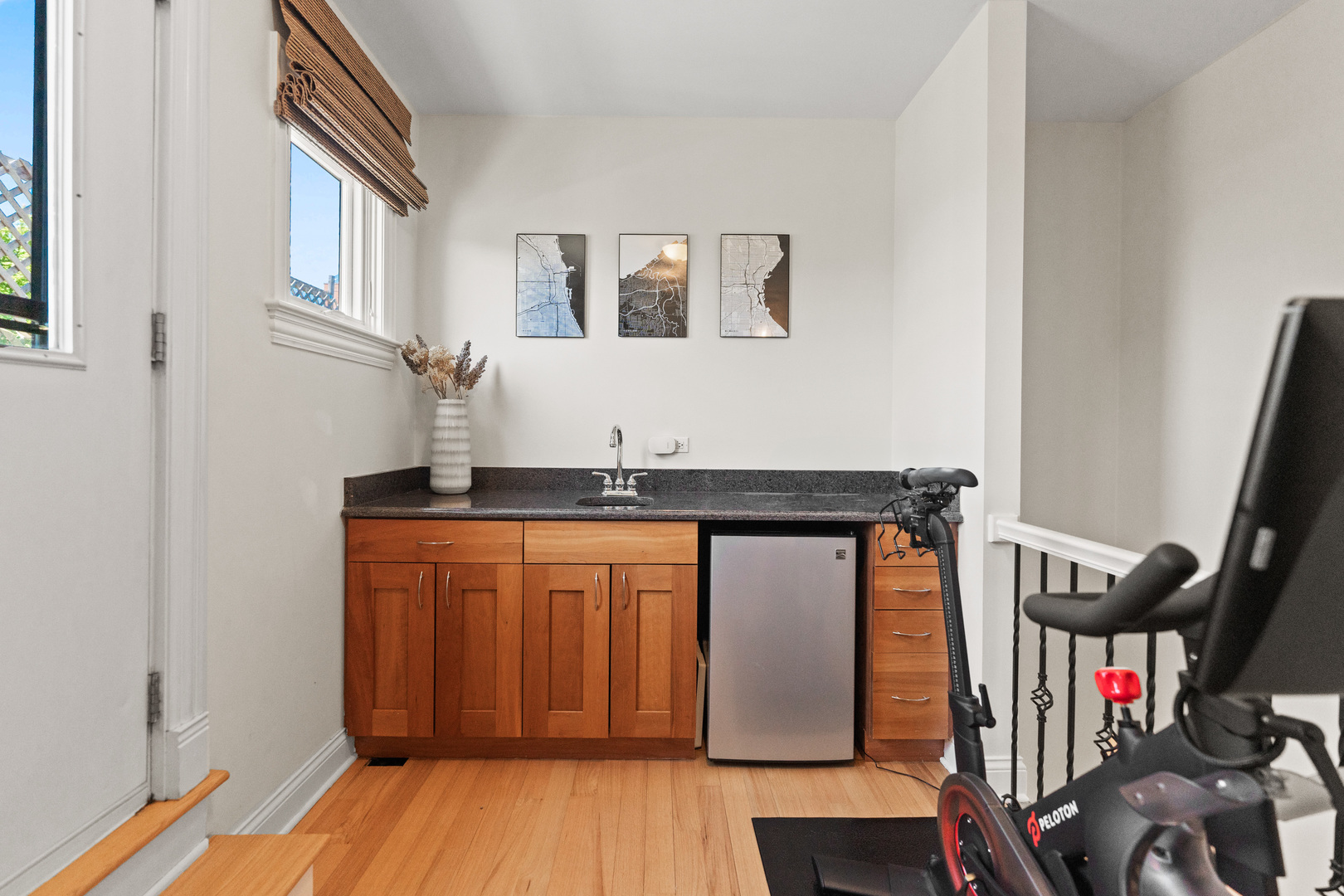 2060 N Stave Street Unit: 7