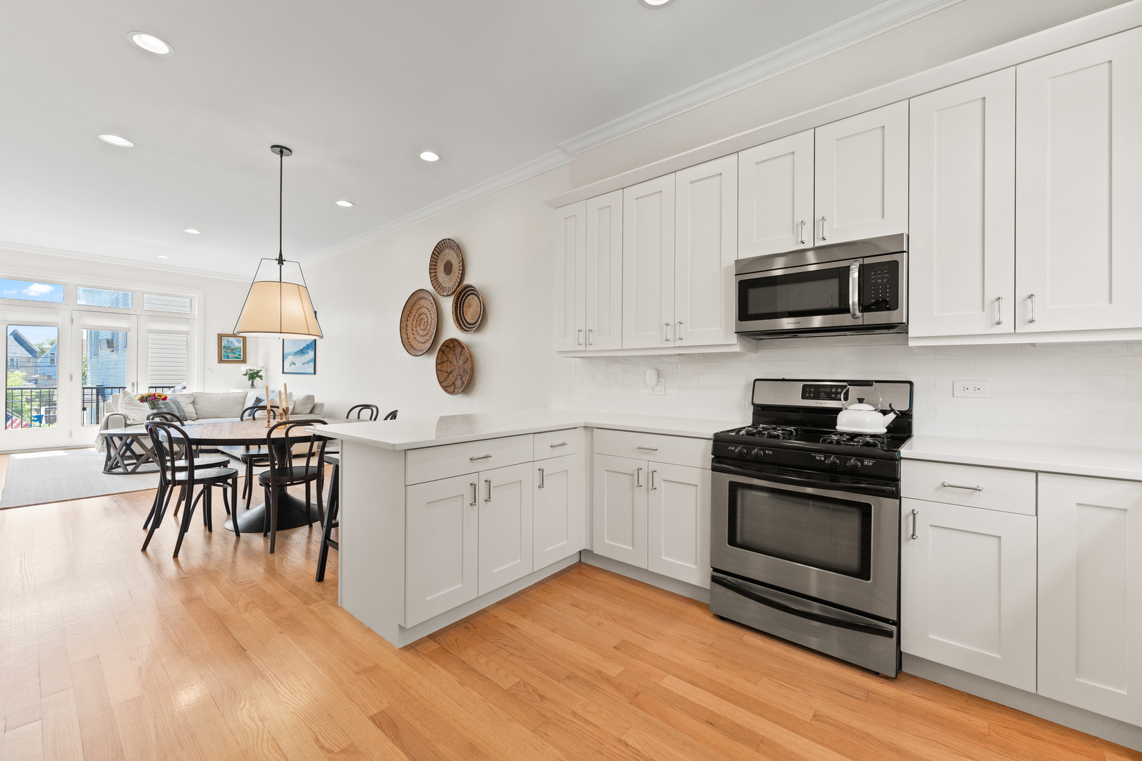 2060 N Stave Street Unit: 7