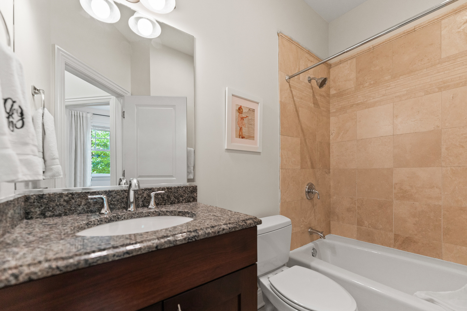 2060 N Stave Street Unit: 7