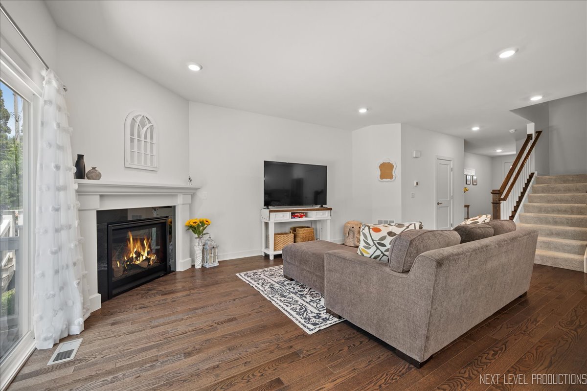 776 Riverbank Drive
