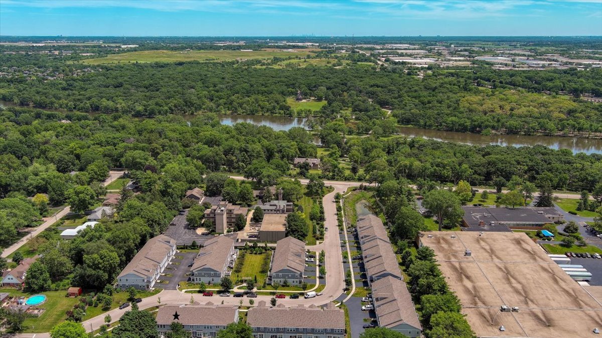776 Riverbank Drive