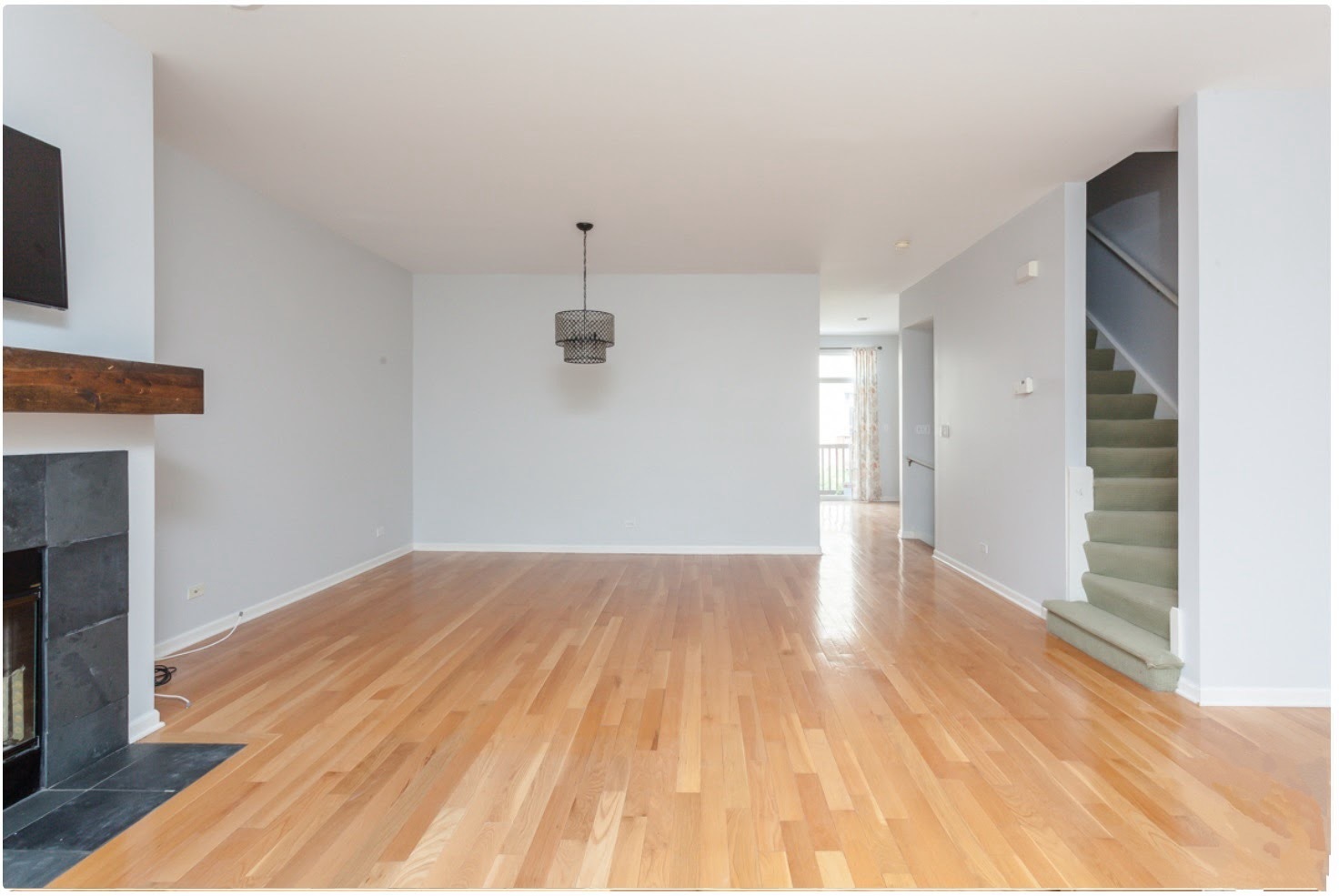 2606 W Bloomingdale Avenue