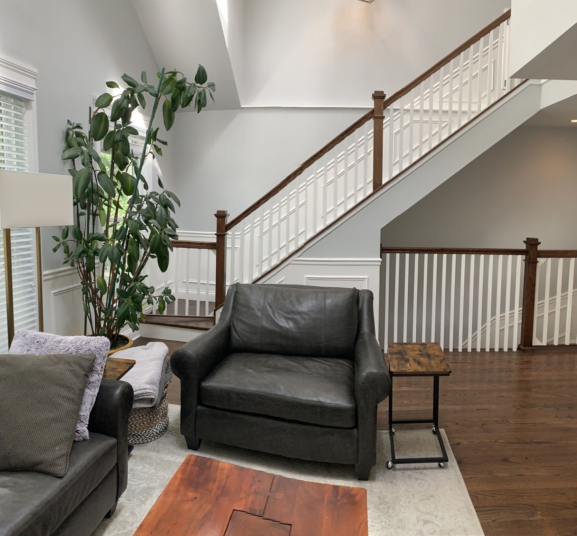 2423 N Marshfield Avenue Unit: 2