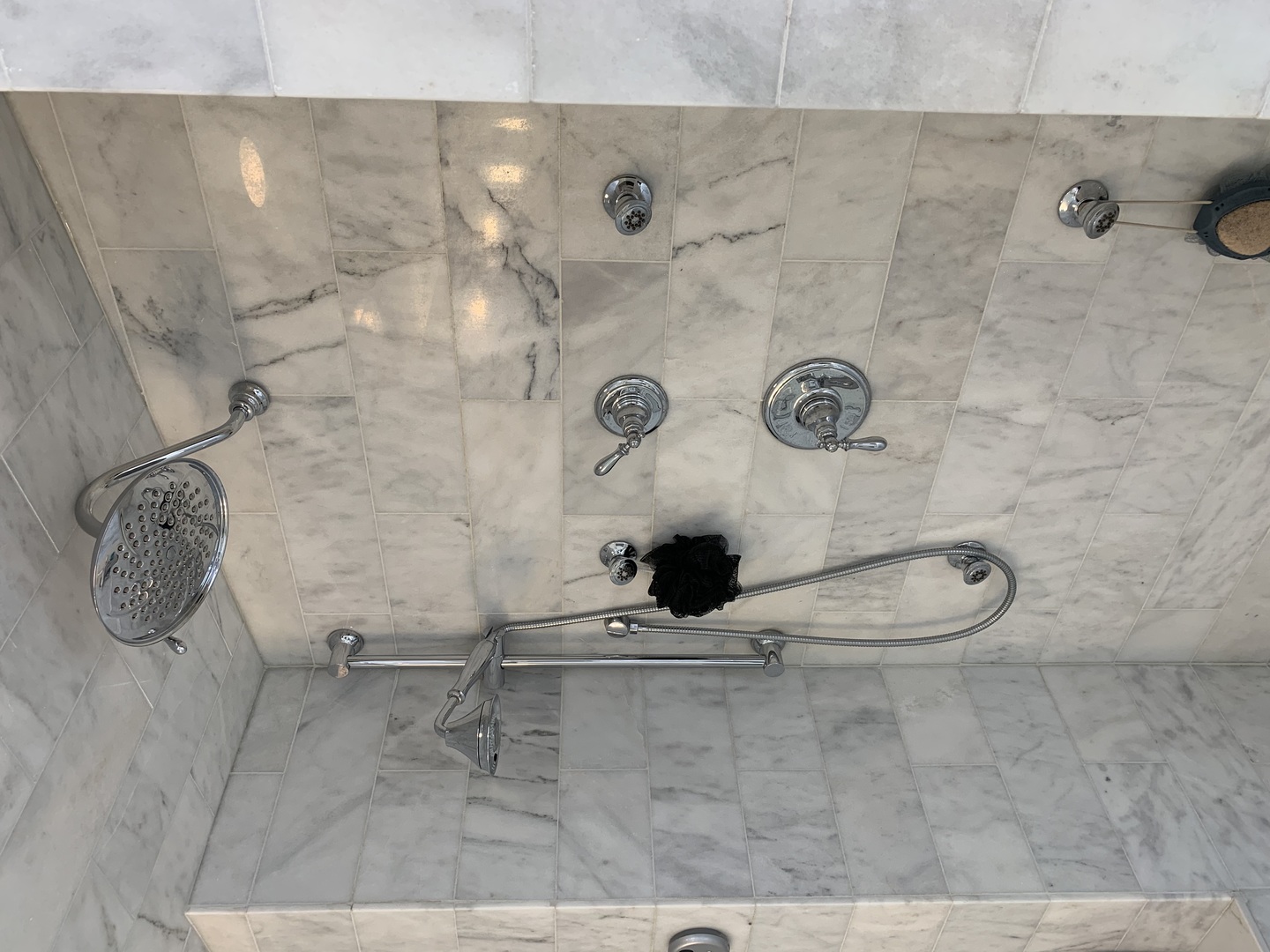 2423 N Marshfield Avenue Unit: 2
