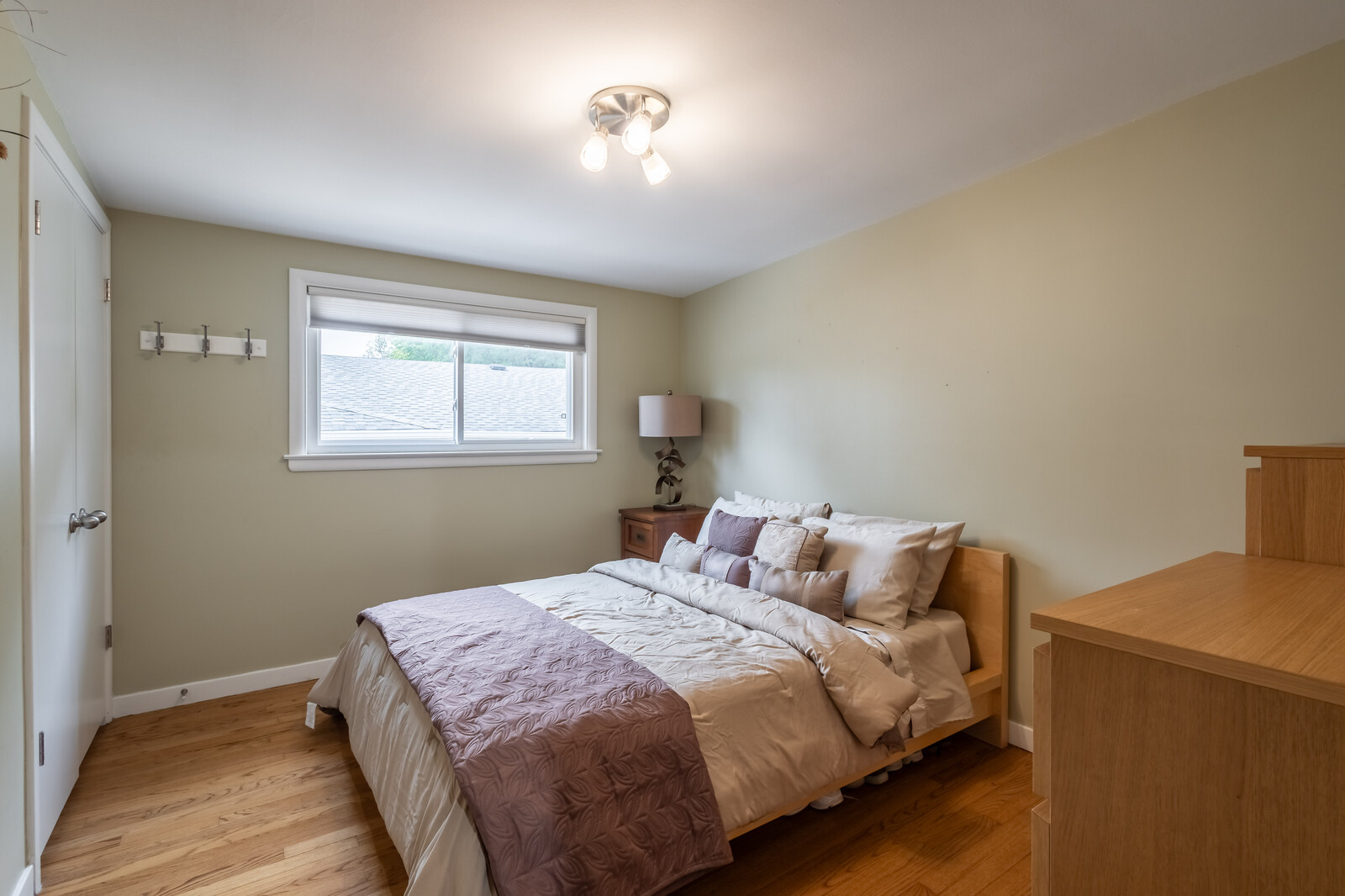 1116 Forest Road