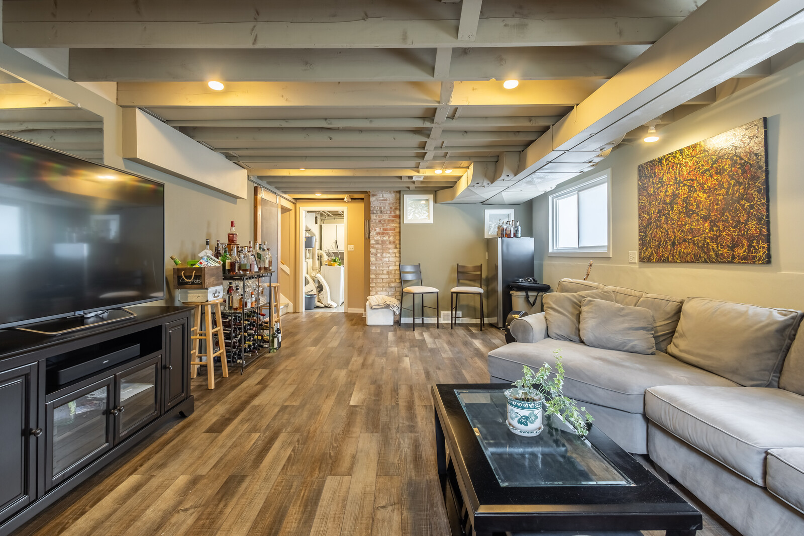 1116 Forest Road