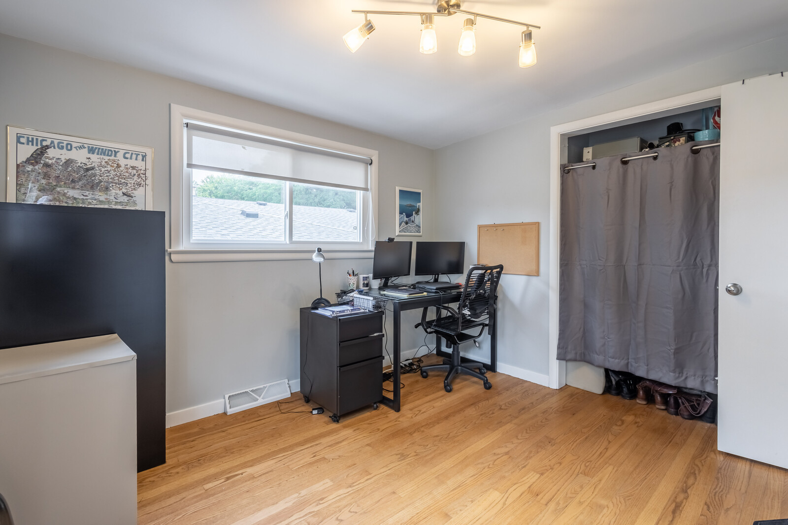 1116 Forest Road