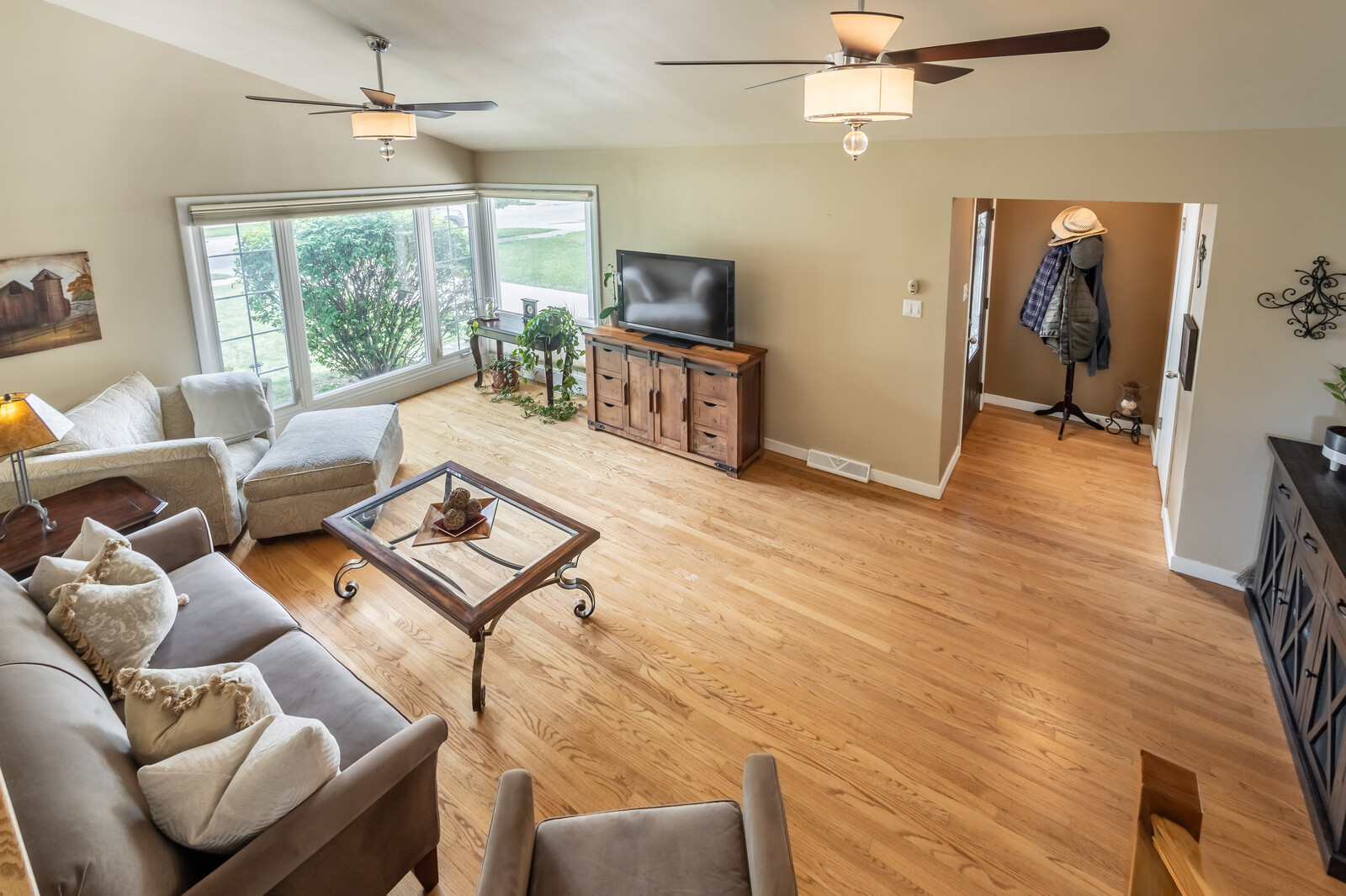 1116 Forest Road