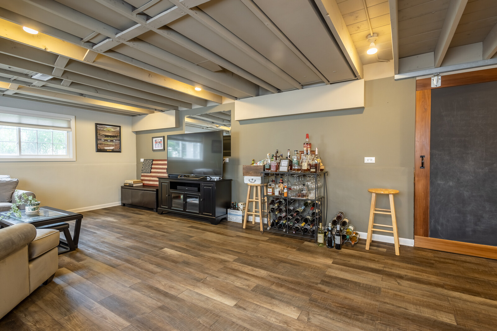 1116 Forest Road