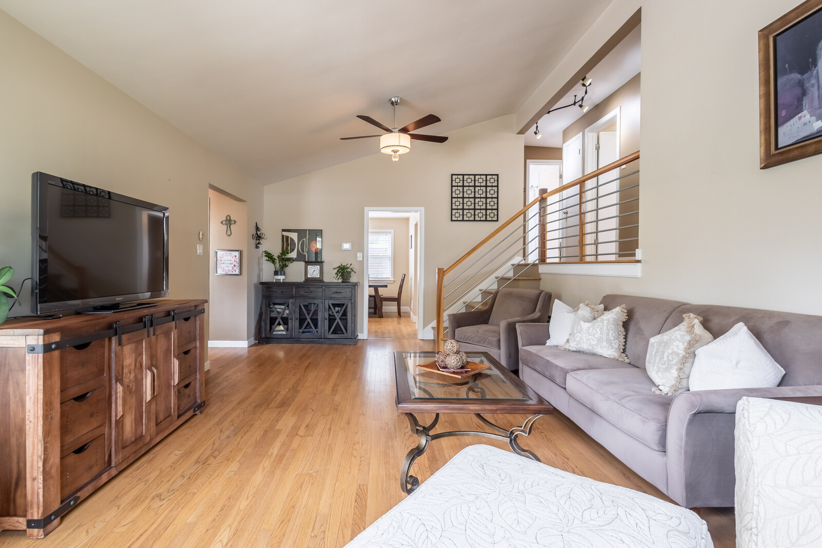 1116 Forest Road