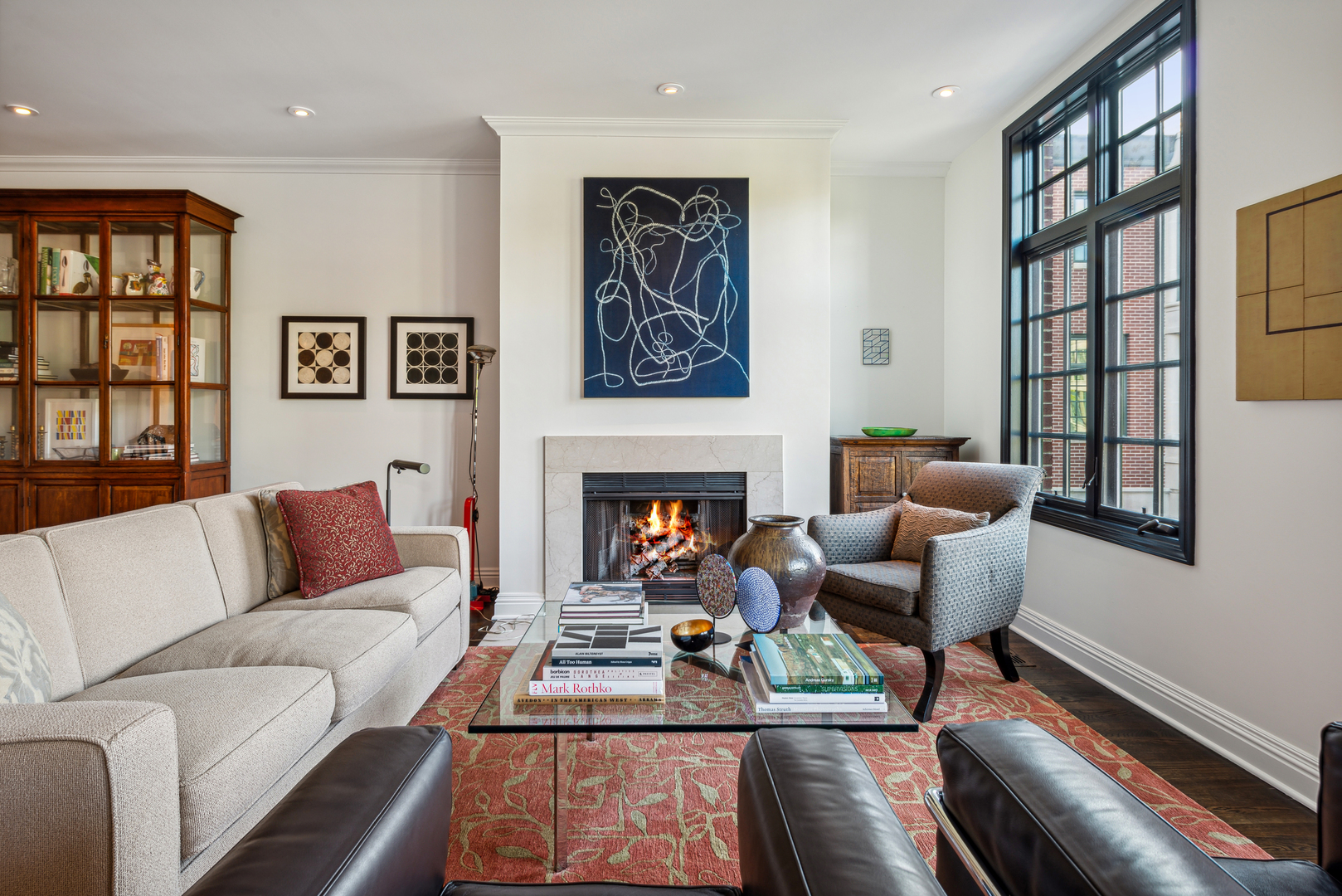 2650 N Southport Avenue Unit: I