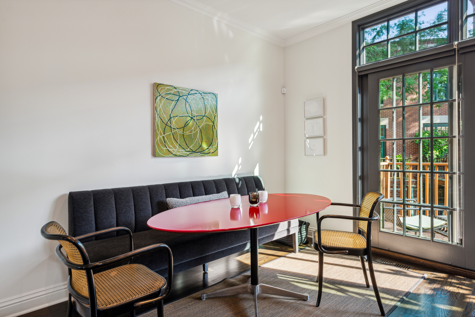 2650 N Southport Avenue Unit: I