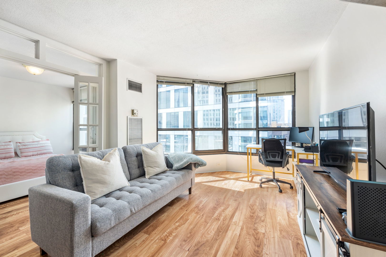 405 N Wabash Avenue Unit: 405