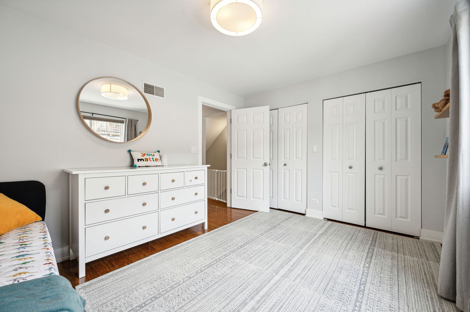 2608 W Bloomingdale Avenue