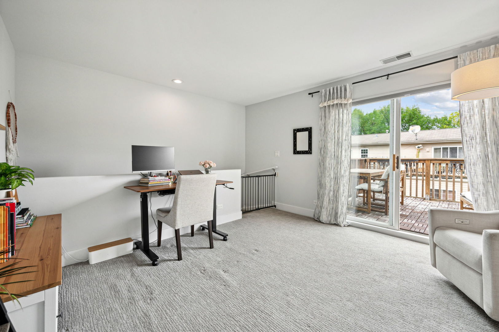 2608 W Bloomingdale Avenue