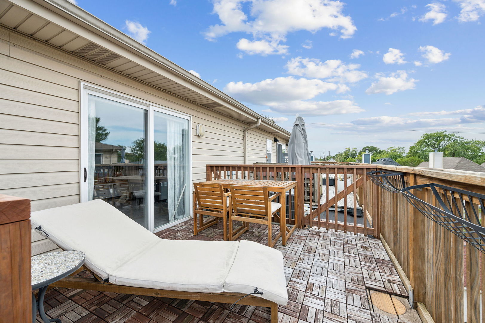 2608 W Bloomingdale Avenue