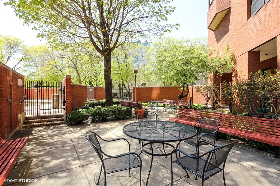 901 S Plymouth Court Unit: 1504