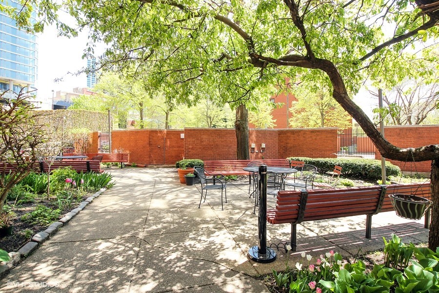 901 S Plymouth Court Unit: 1504