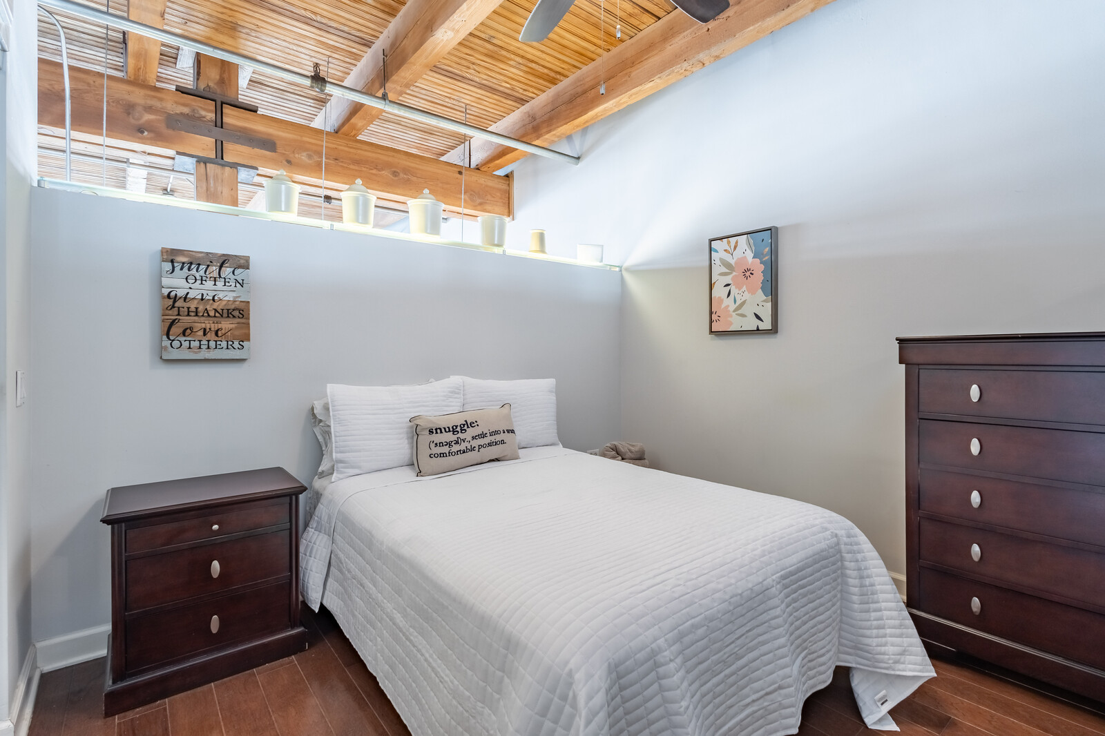 1632 S Indiana Avenue Unit: 606