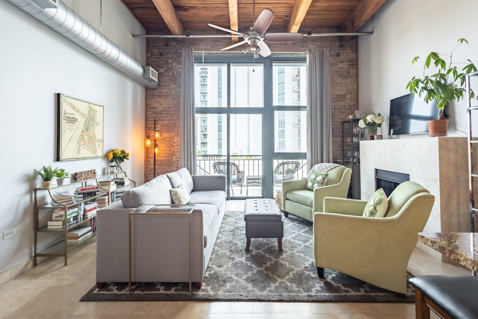 1632 S Indiana Avenue Unit: 606