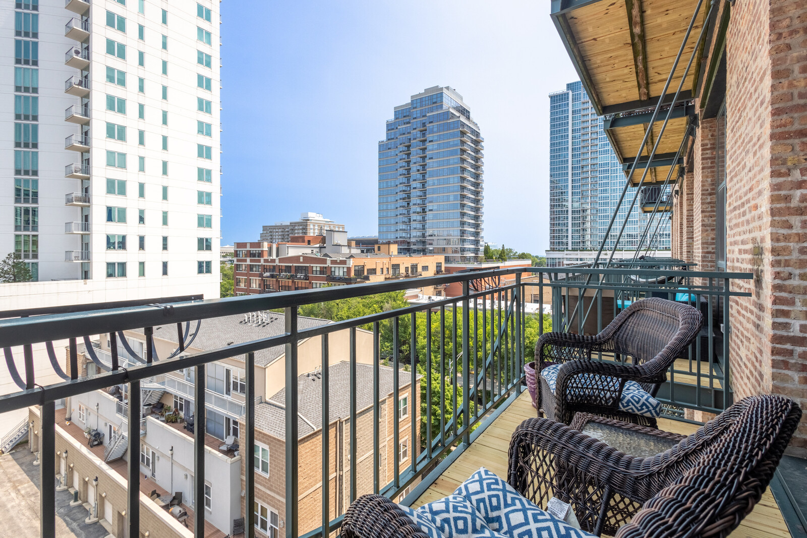 1632 S Indiana Avenue Unit: 606