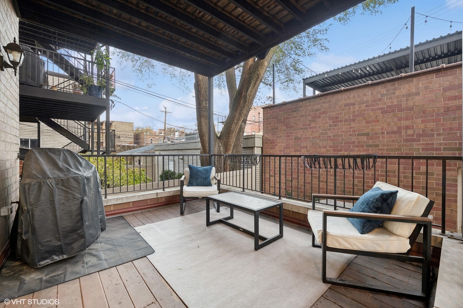 2731 N Wilton Avenue Unit: 1