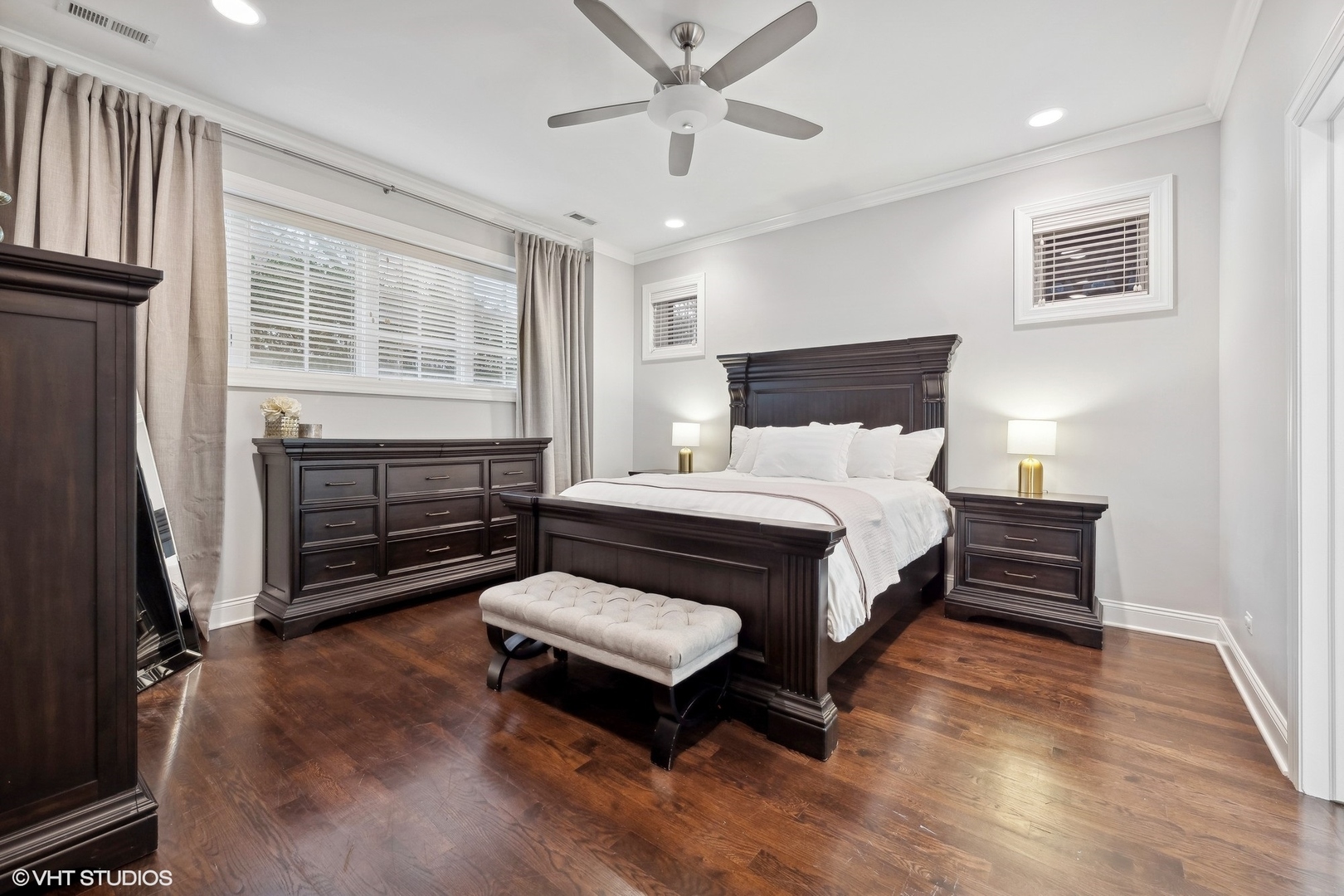 2731 N Wilton Avenue Unit: 1