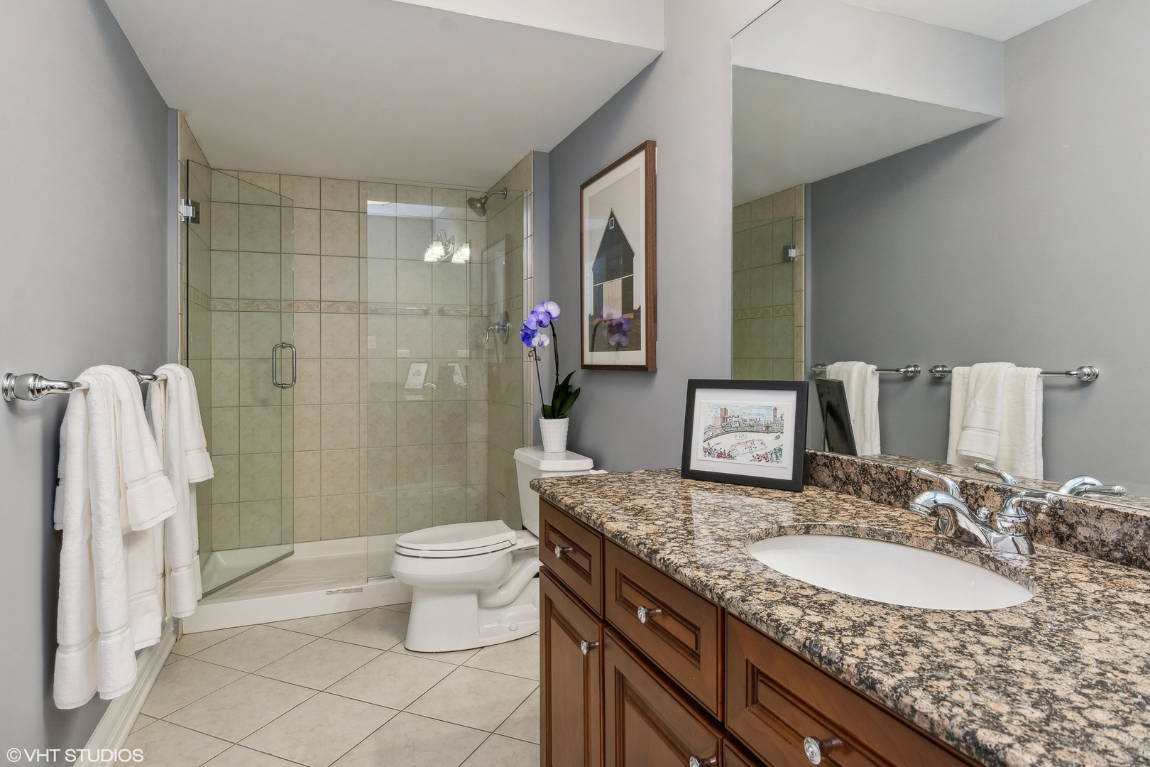 1753 N FAIRFIELD Avenue