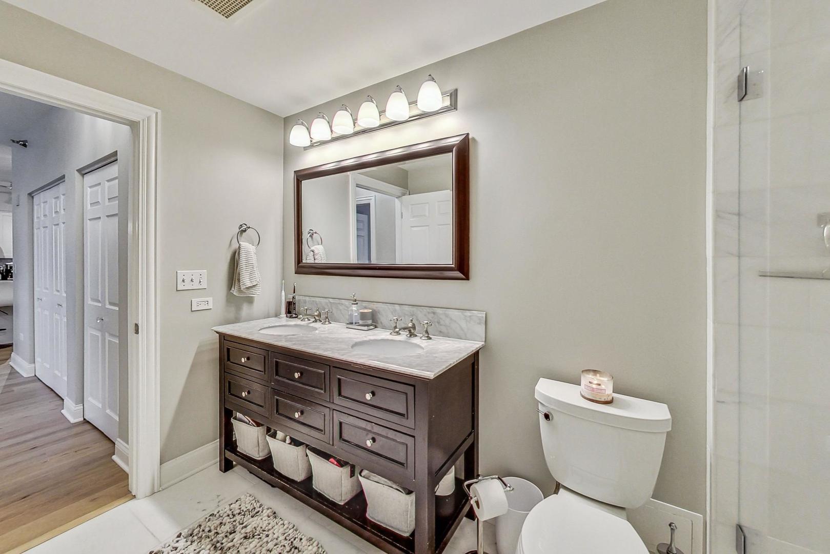1122 N Dearborn Street Unit: 8C