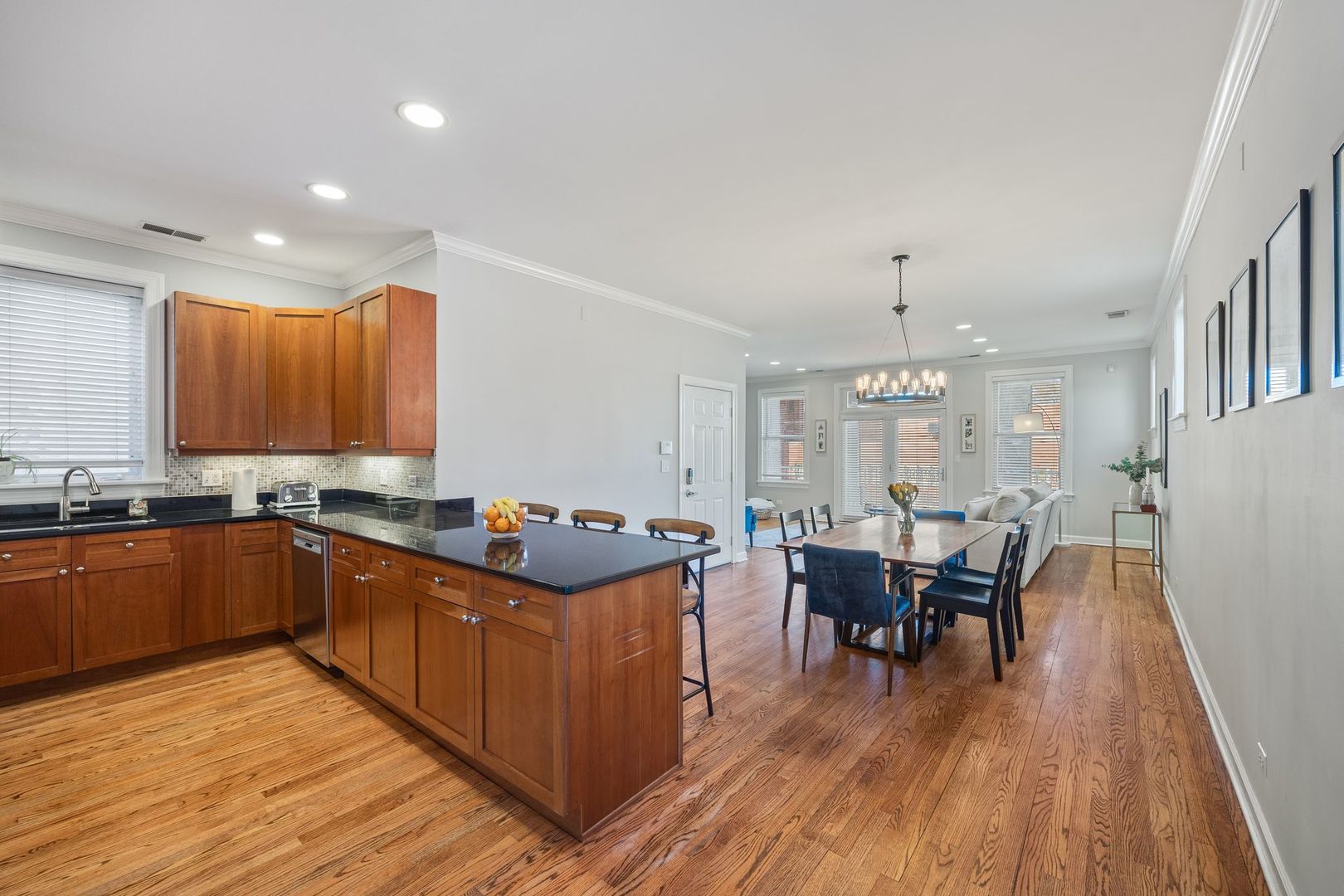 2719 N Halsted Street Unit: D3