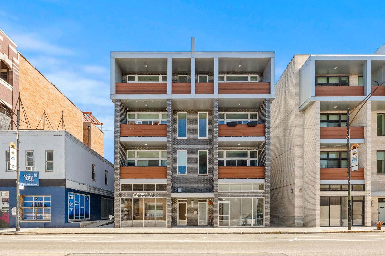 2837 N Halsted Street Unit: 3S