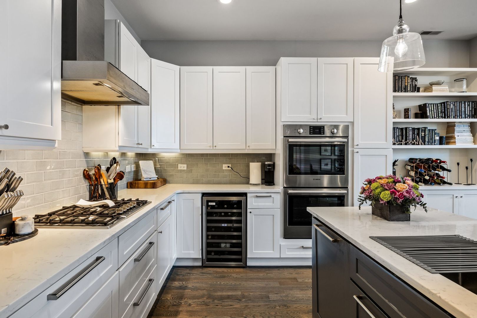 2837 N Halsted Street Unit: 3S