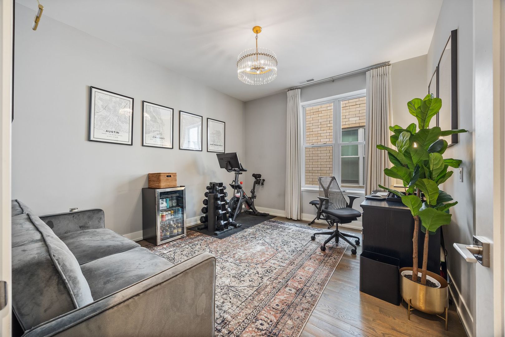 2837 N Halsted Street Unit: 3S