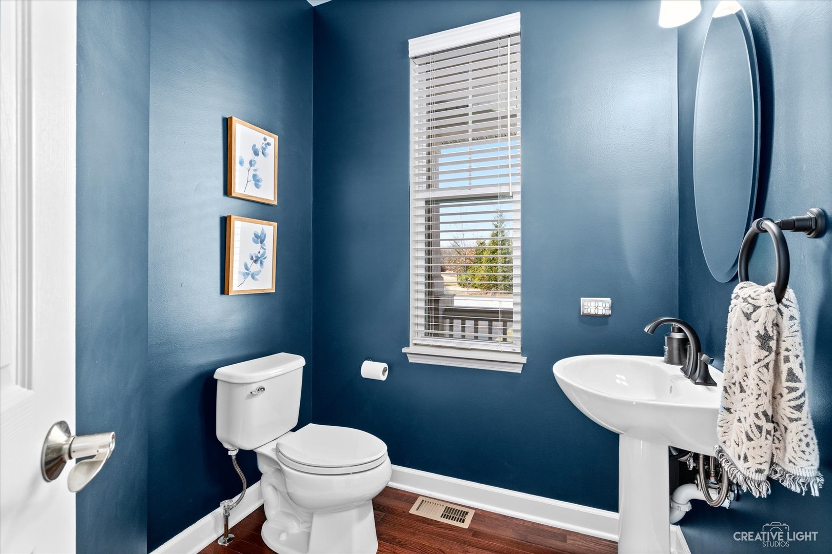 1N605 Glenrise Avenue