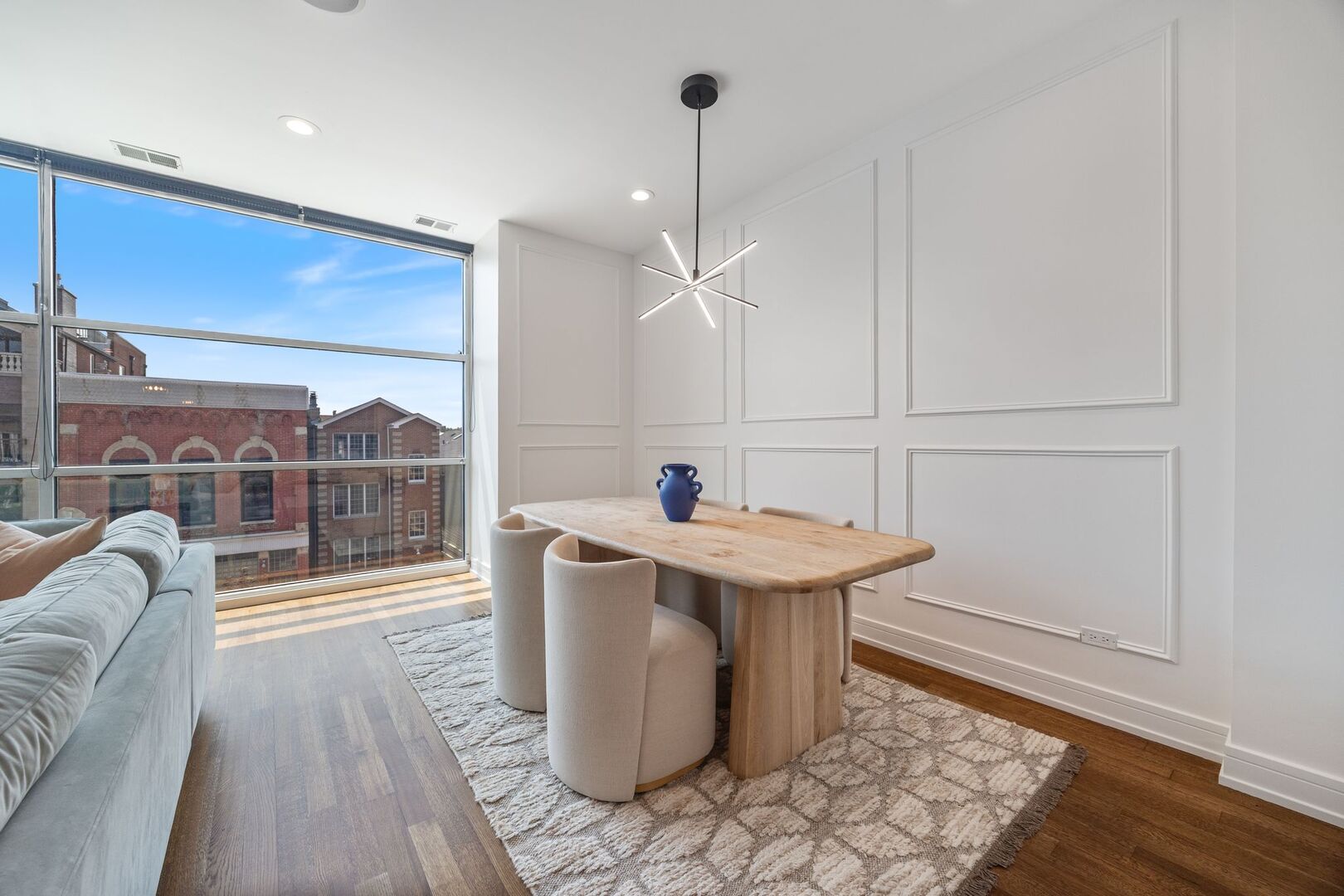 1510 W Cortez Street Unit: 3E