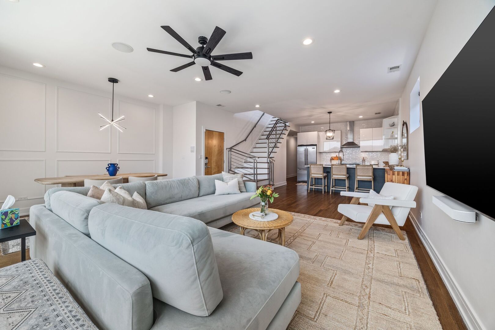 1510 W Cortez Street Unit: 3E