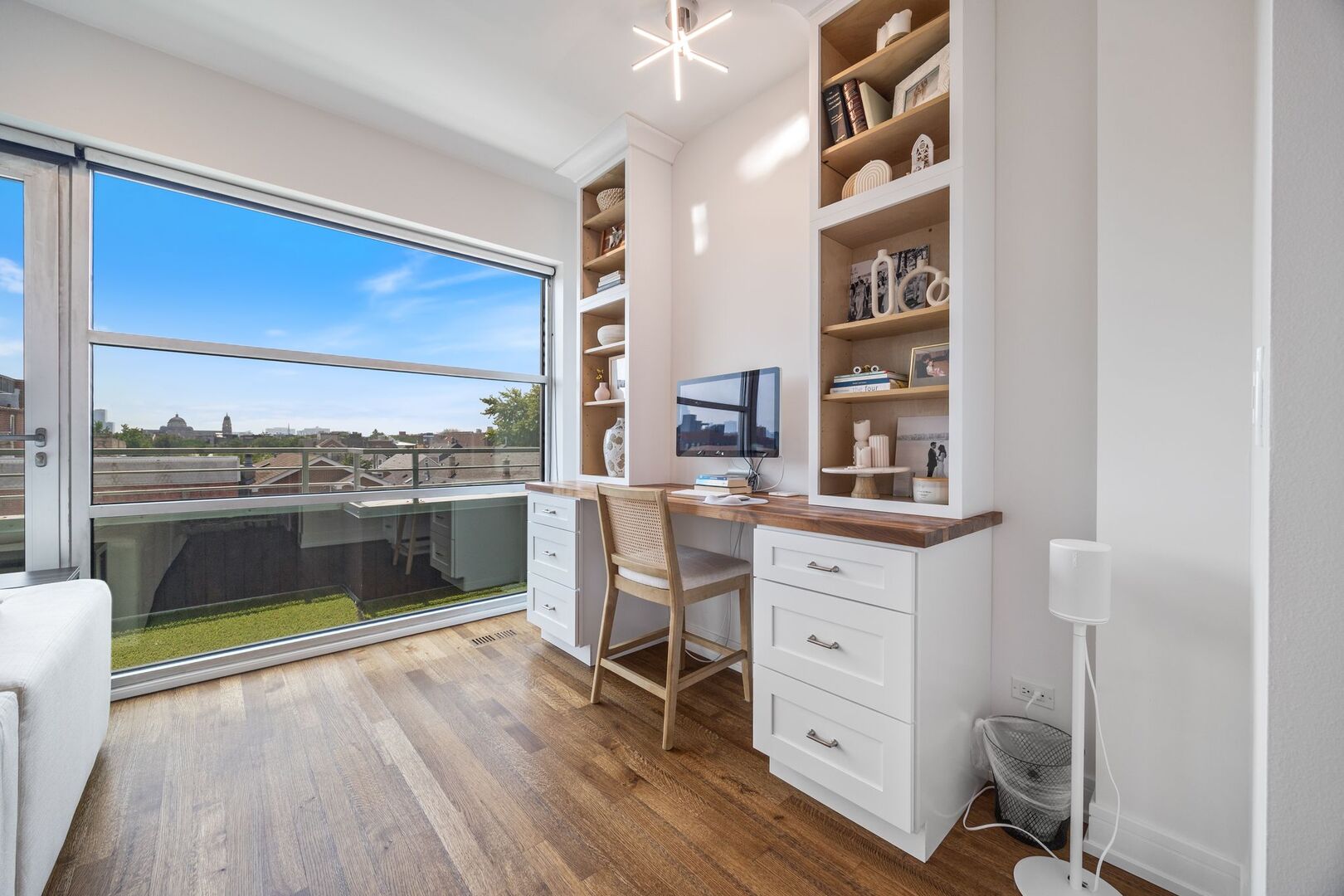 1510 W Cortez Street Unit: 3E