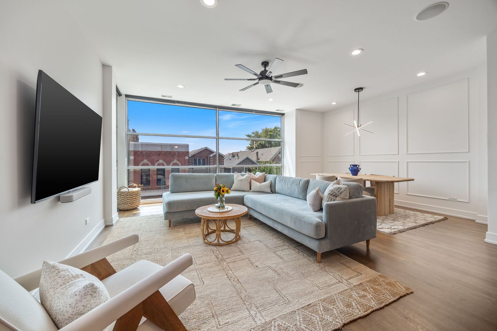 1510 W Cortez Street Unit: 3E