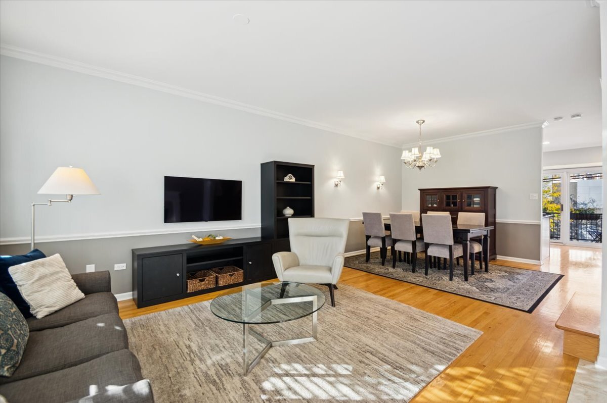 1541 W Henderson Street Unit: D