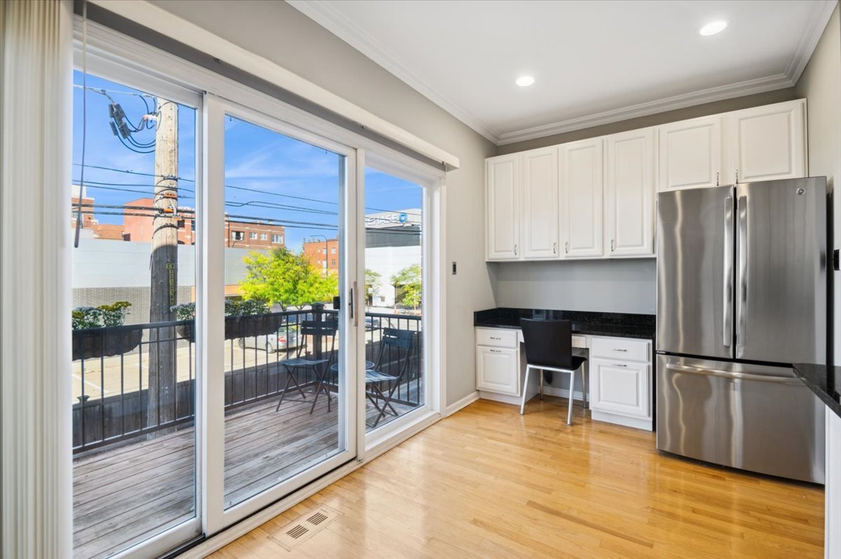 1541 W Henderson Street Unit: D