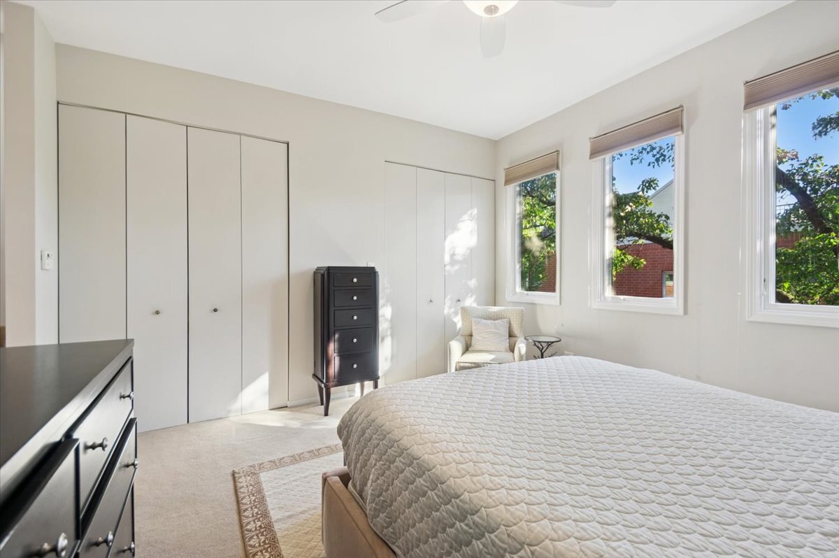 1541 W Henderson Street Unit: D