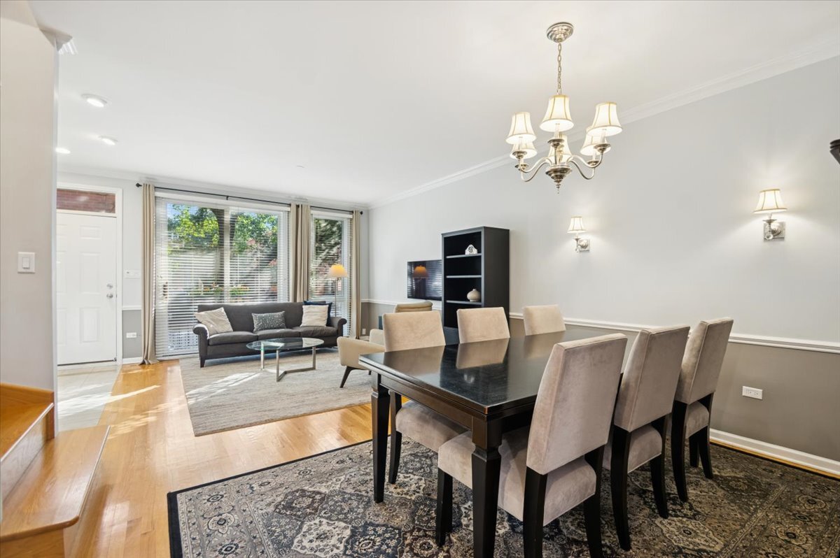 1541 W Henderson Street Unit: D