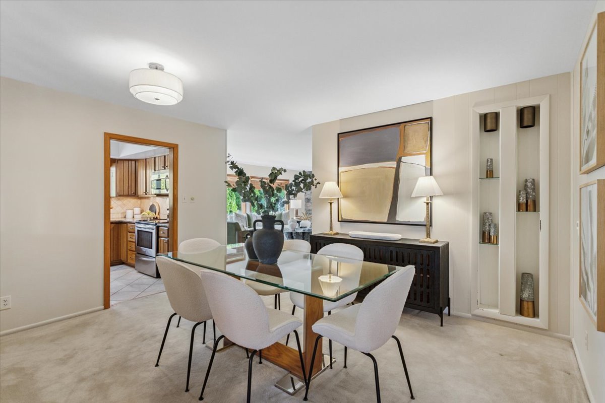 5441 S Edgewood Avenue