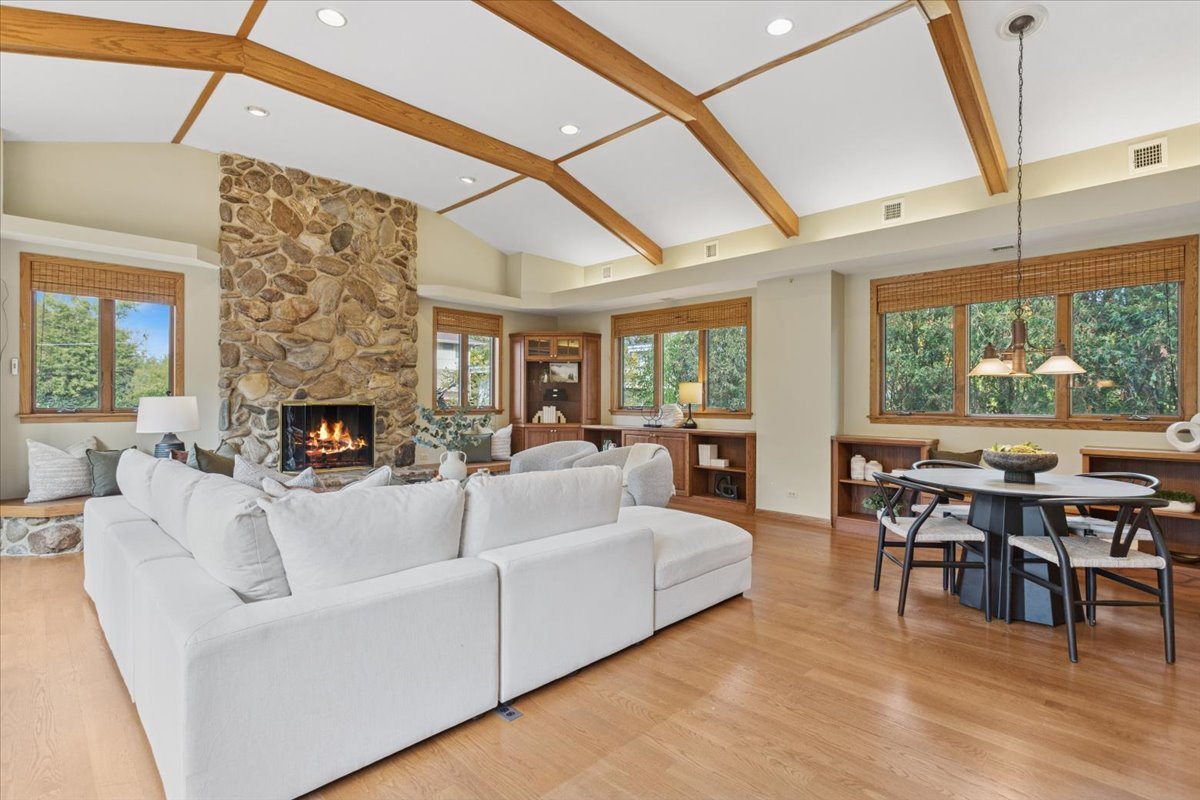 5441 S Edgewood Avenue