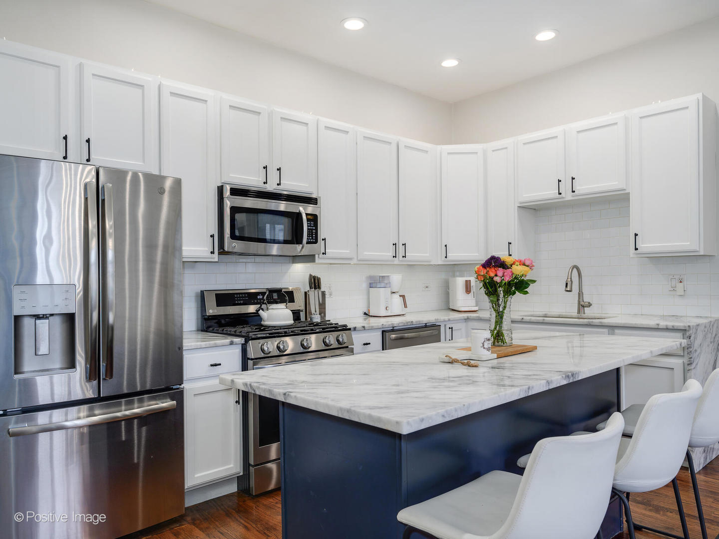 463 N GREEN Street Unit: 2S