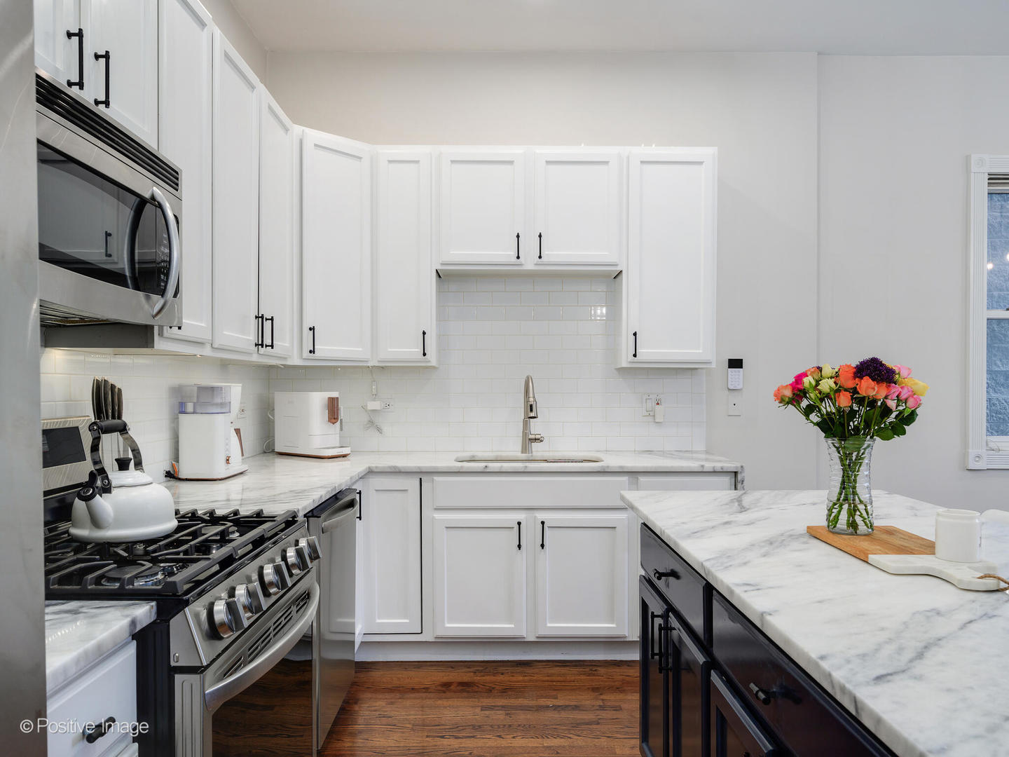 463 N GREEN Street Unit: 2S